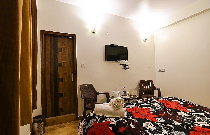 Dhanlaxmi Apartments