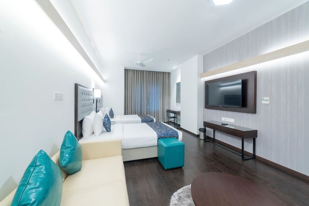 Hotel Deccan Serai Grande, Gachibowli, Hyderabad Executive Room 4