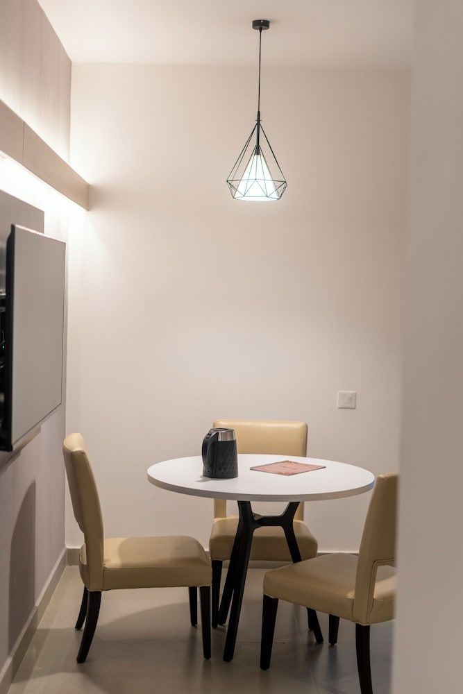 Hotel Deccan Serai Grande, Gachibowli, Hyderabad Executive Apartment 5