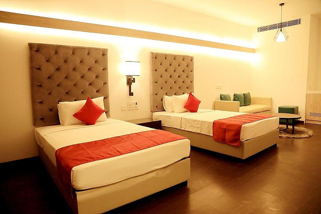 Executive suite twin bed only