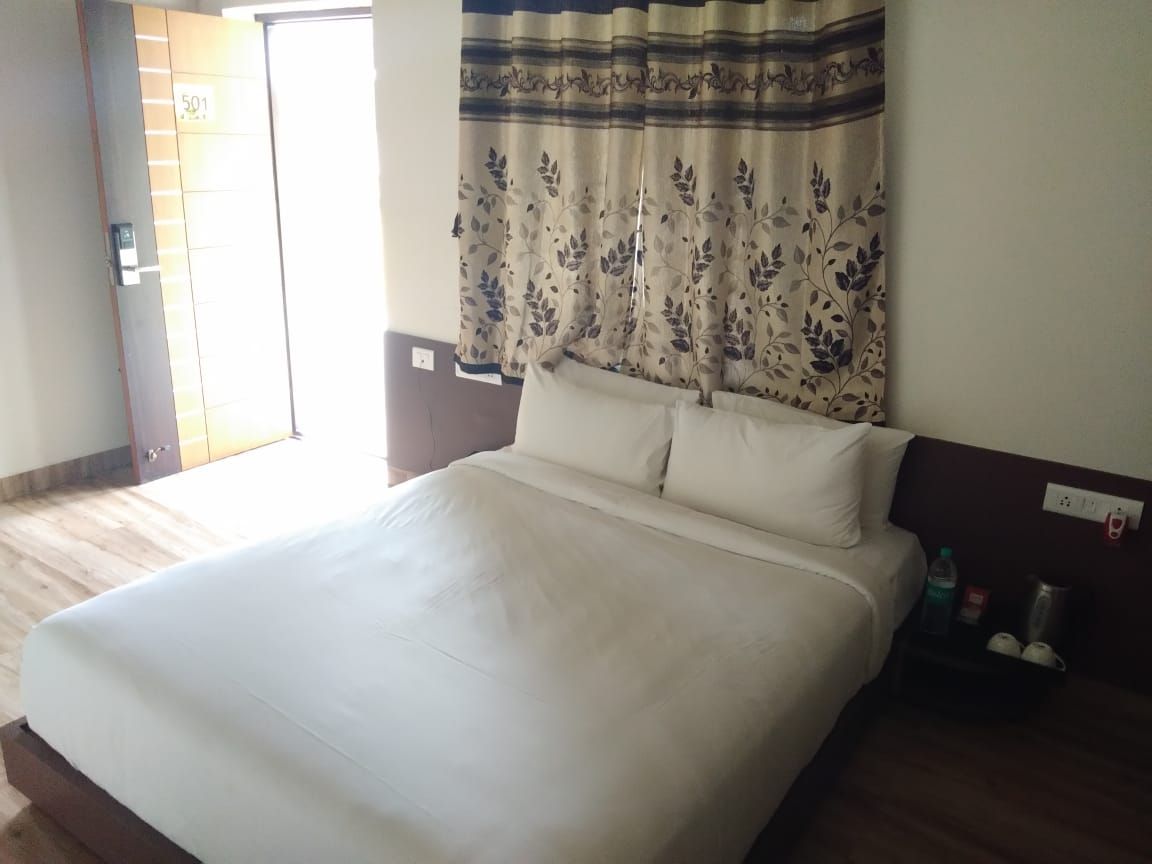 Yellow Lake Resort Standard Room 5