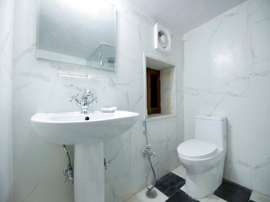 Deluxe River Facing Room