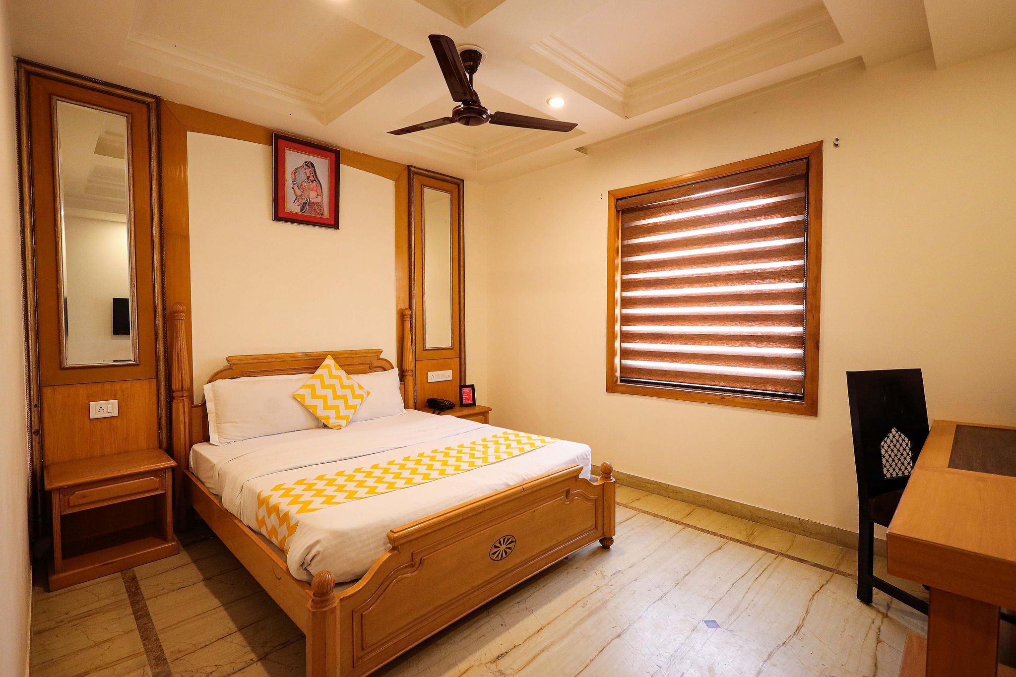 Hotel Maru Casa Deluxe Room 11