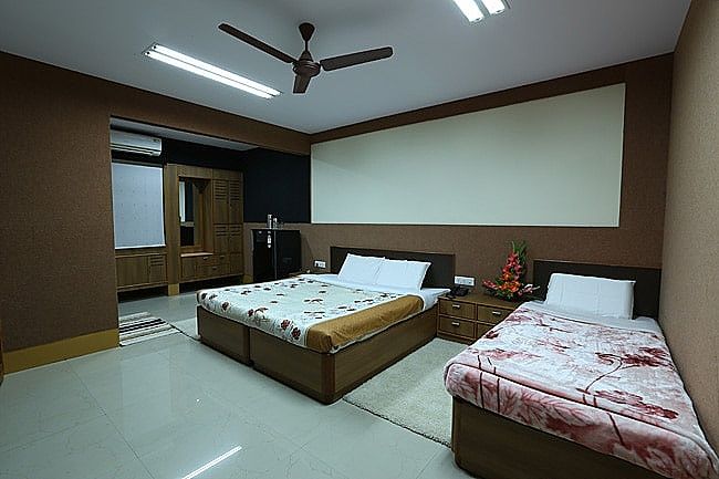 undefined Inchara Hotel 5