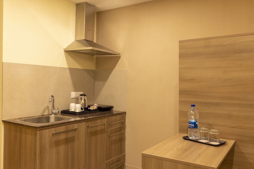Private kitchenette