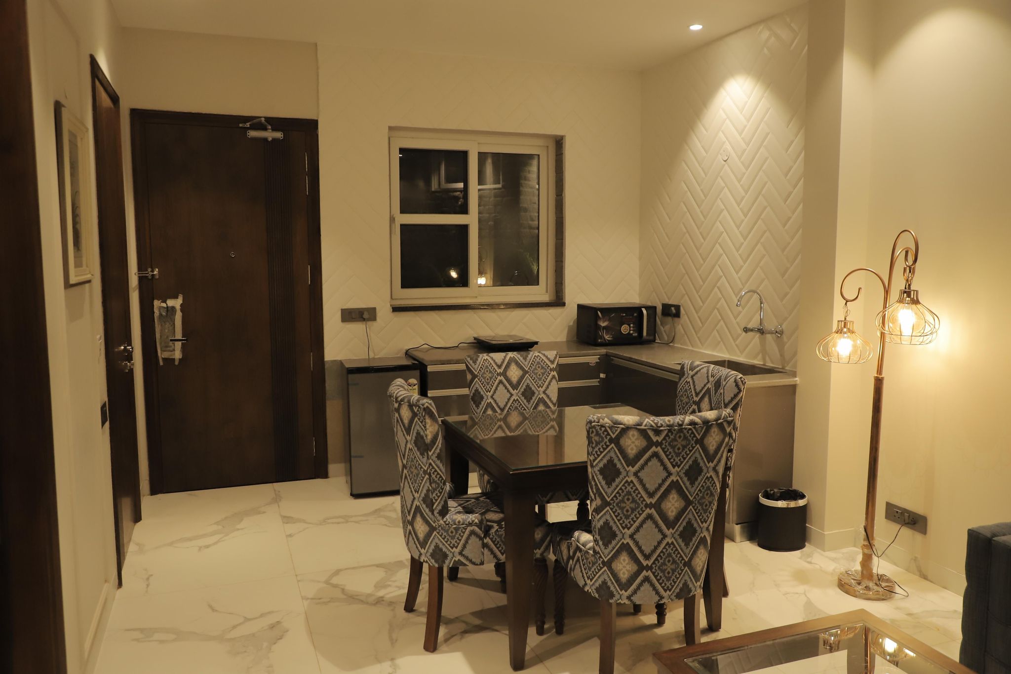 Luxury Suite With Jacuzzi Room