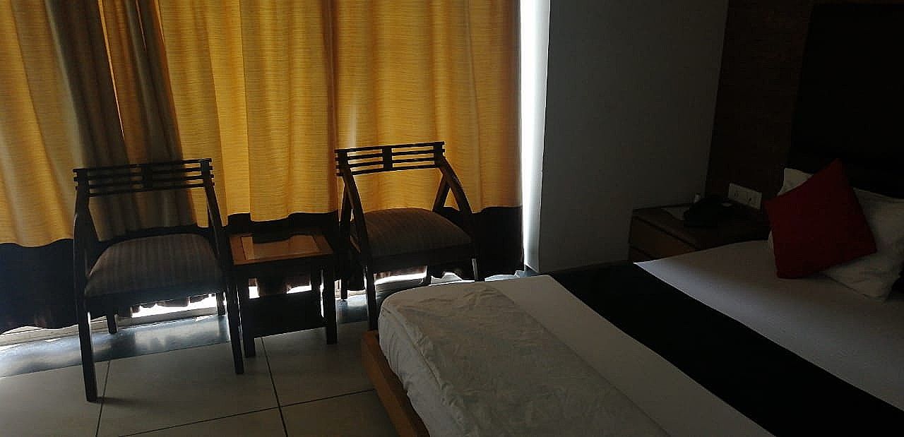 JPS Residency New Delhi Day use Room from 11AM to 5PM (check-in and check-out on same day)