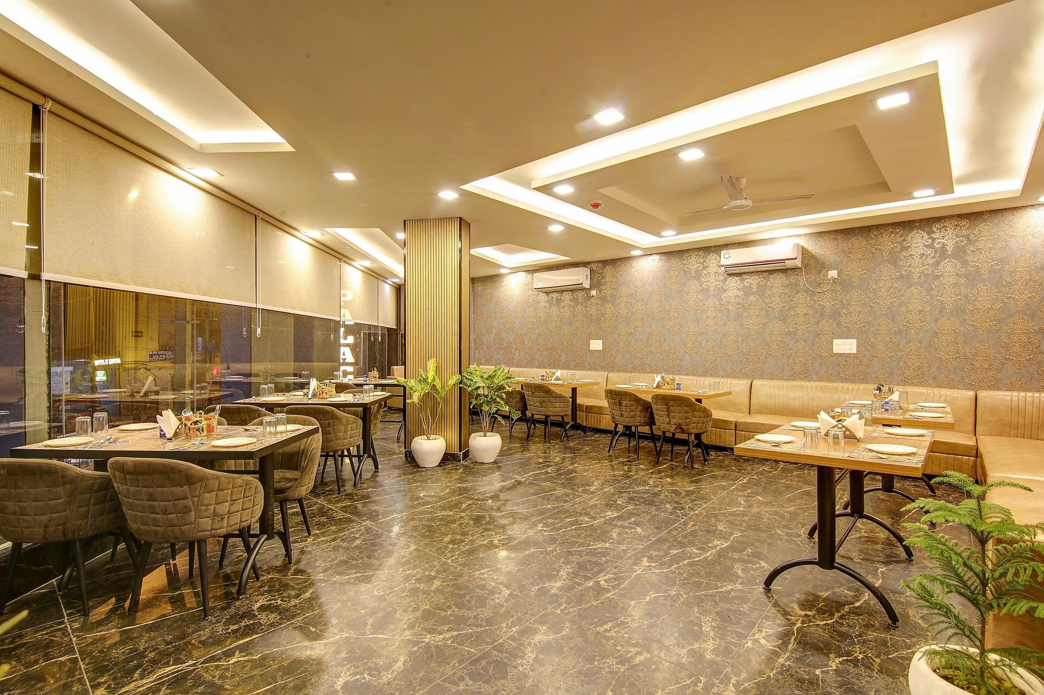 Food & Dining