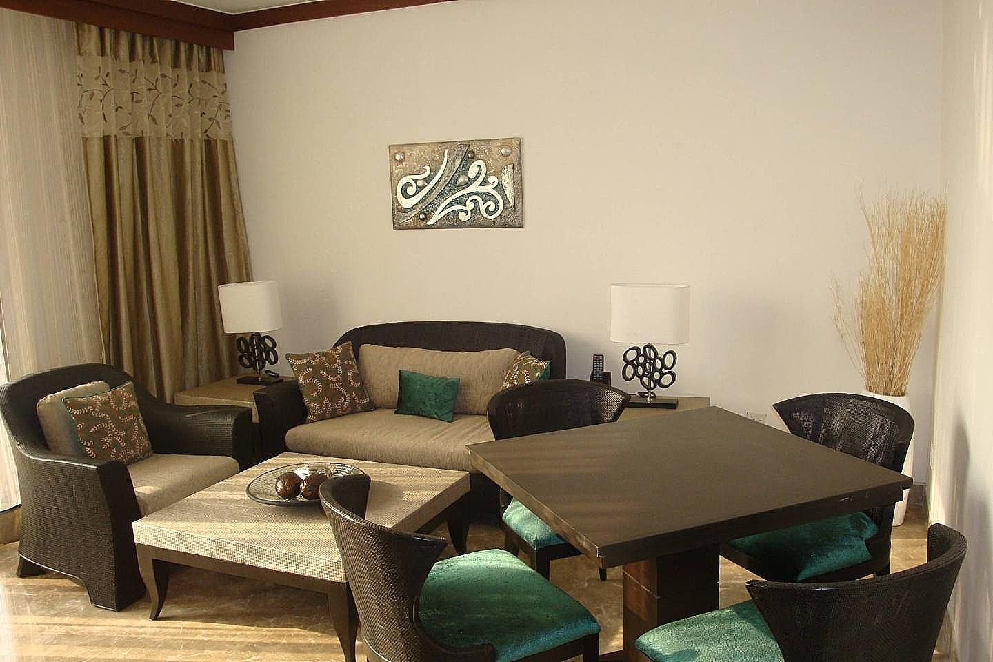 Deluxe Suite with Bathtub & Balcony