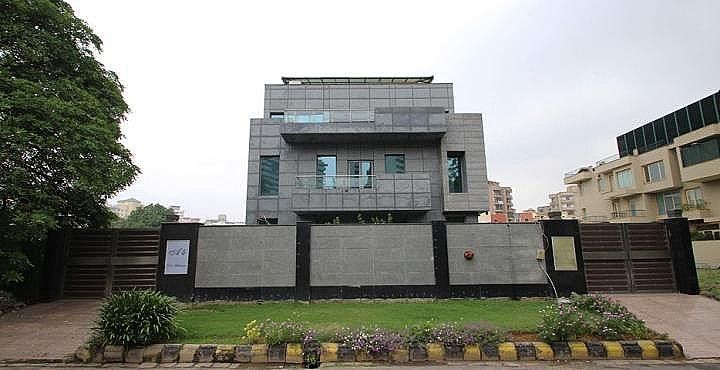 Corporate Stays- Suncity