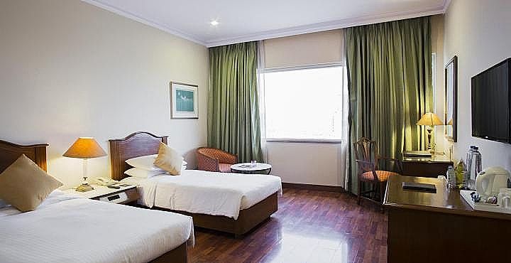 The Hans New Delhi Executive Room 5