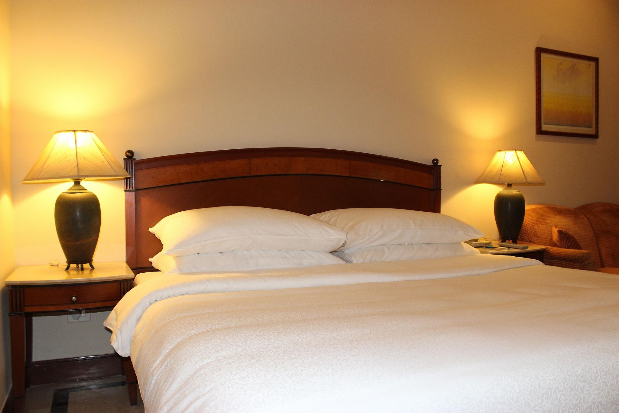 The Hans New Delhi Executive Room 14