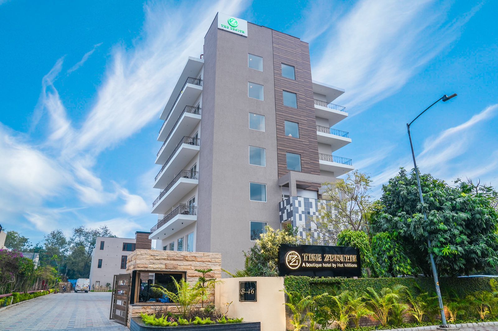 undefined The Zenith - A Boutique Hotel By Hot Millions 8