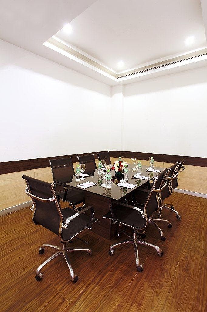 Abu Palace Superior Room 4