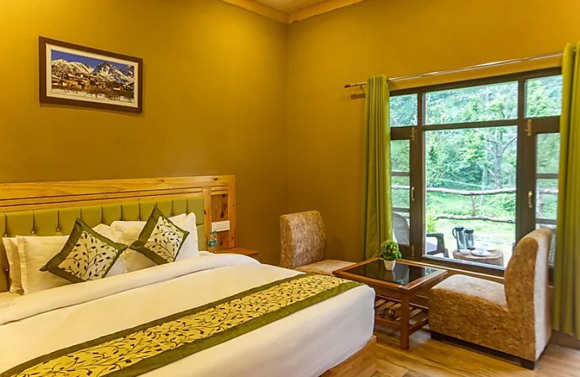 Chanari Mud cottage 2km of off roading kuccha non metalled road till property from Shimla Manali Hig