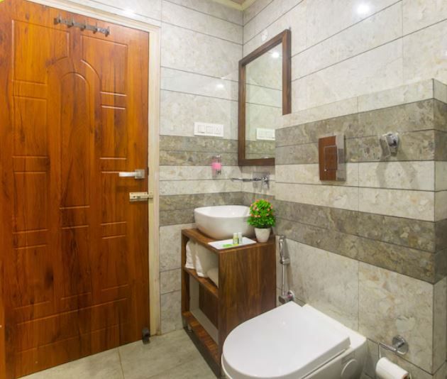 Chanari Mud cottage 2km of off roading kuccha non metalled road till property from Shimla Manali Hig