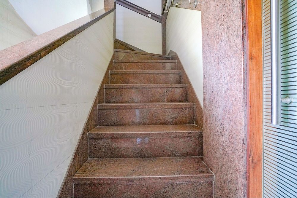 undefined FabExpress Colaba Grand 3