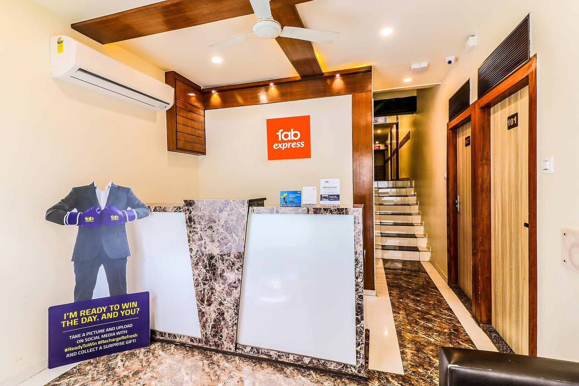 undefined FabExpress Hill Park 2