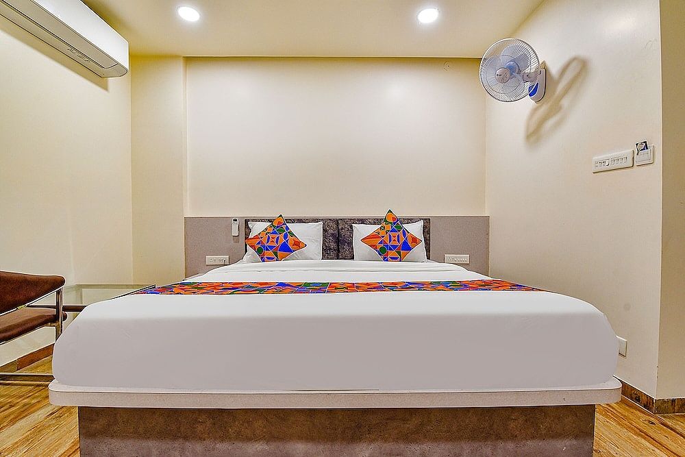 FabHotel Prime Rudra Deluxe Room 5