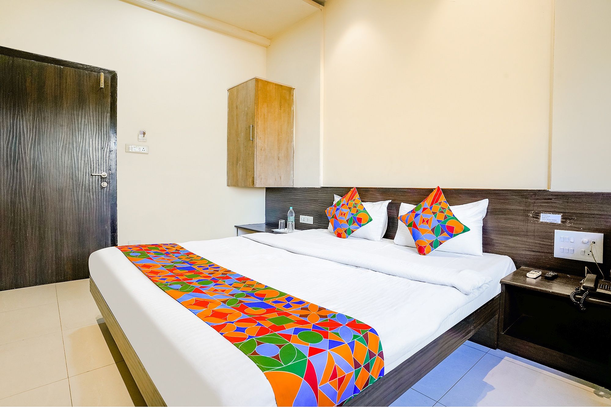 undefined FabHotel Regent Inn 7