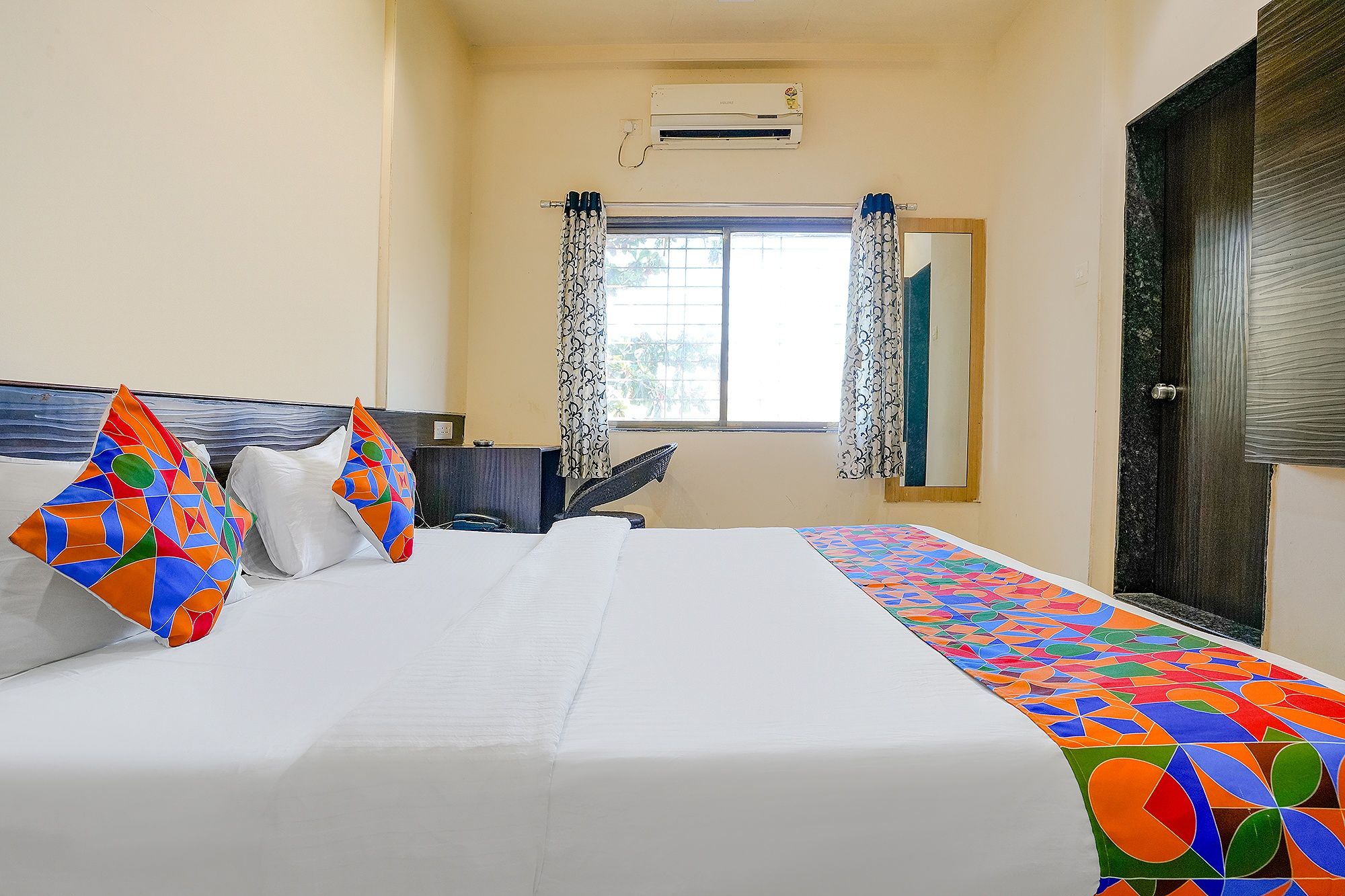 undefined FabHotel Regent Inn 10