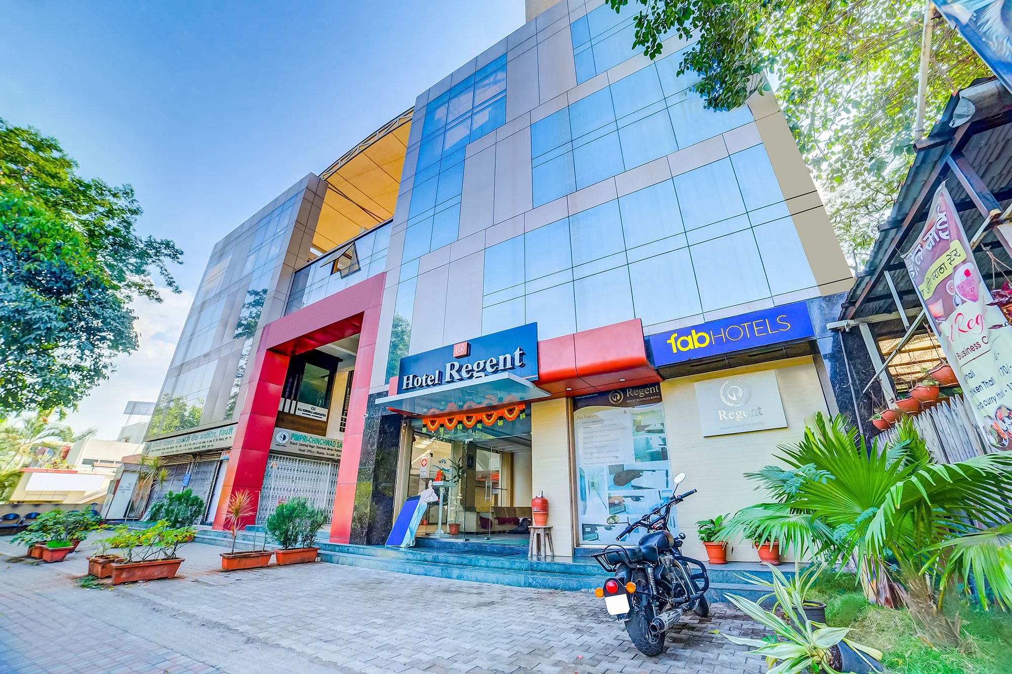 undefined FabHotel Regent Inn