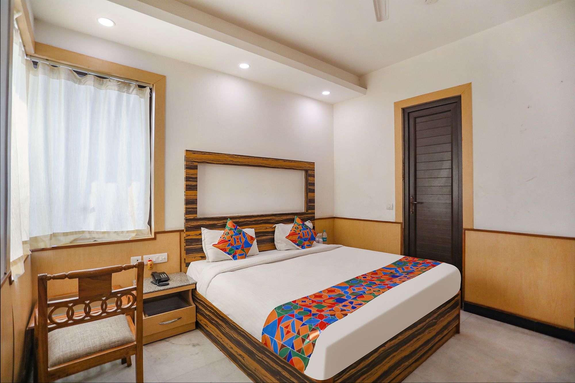 FabHotel The Horizon Deluxe Room 15