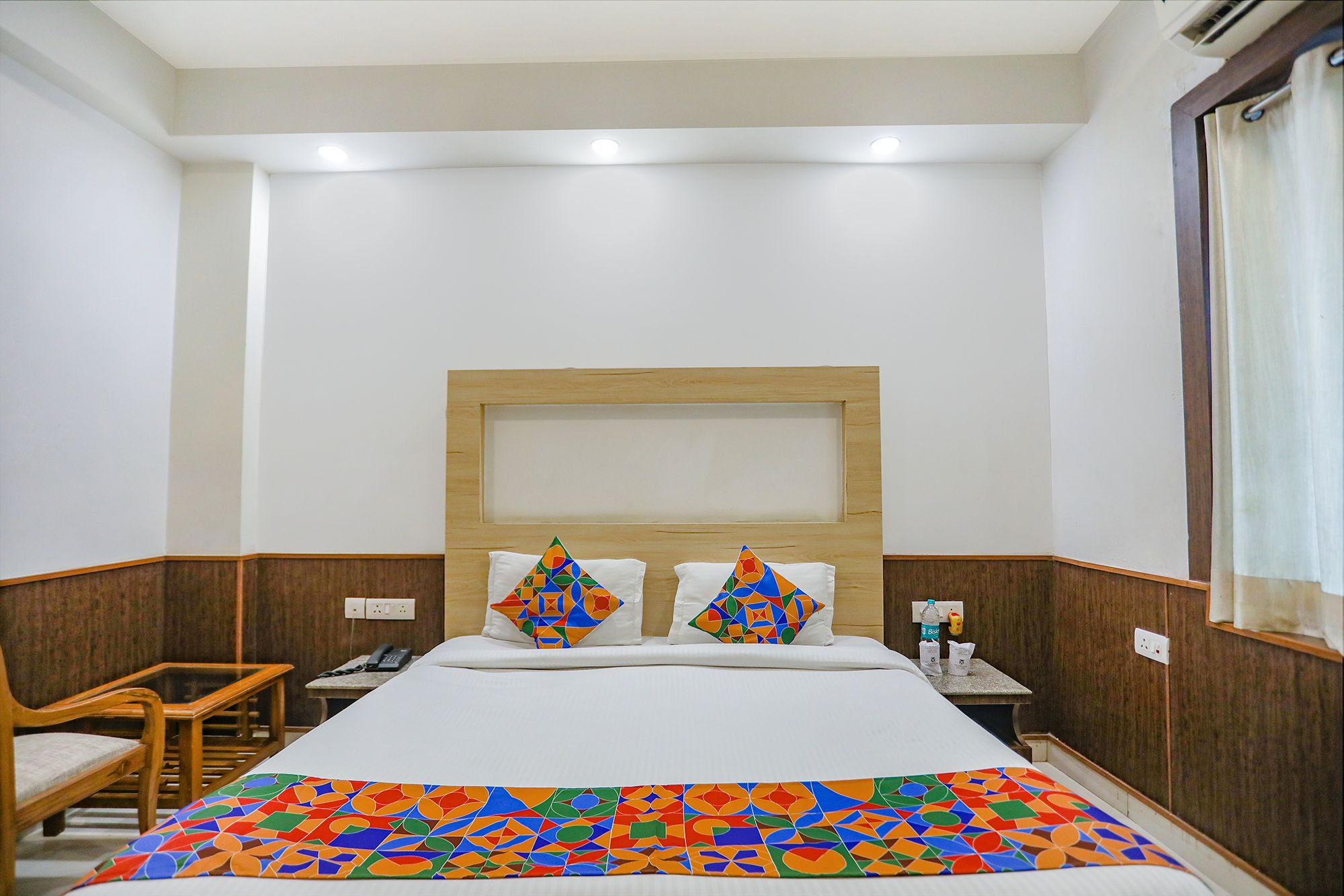 FabHotel The Horizon Deluxe Room 16