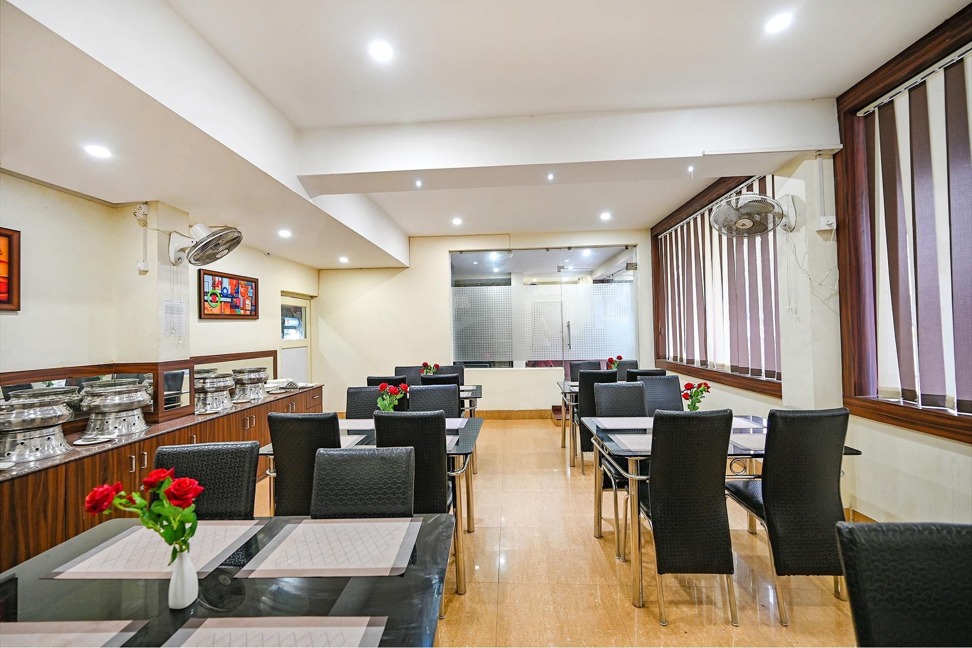 undefined FabHotel Triple Tree 8