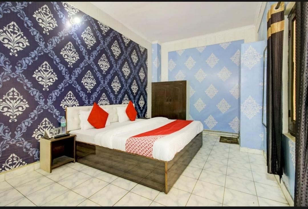 undefined Hotel Kingsman 5