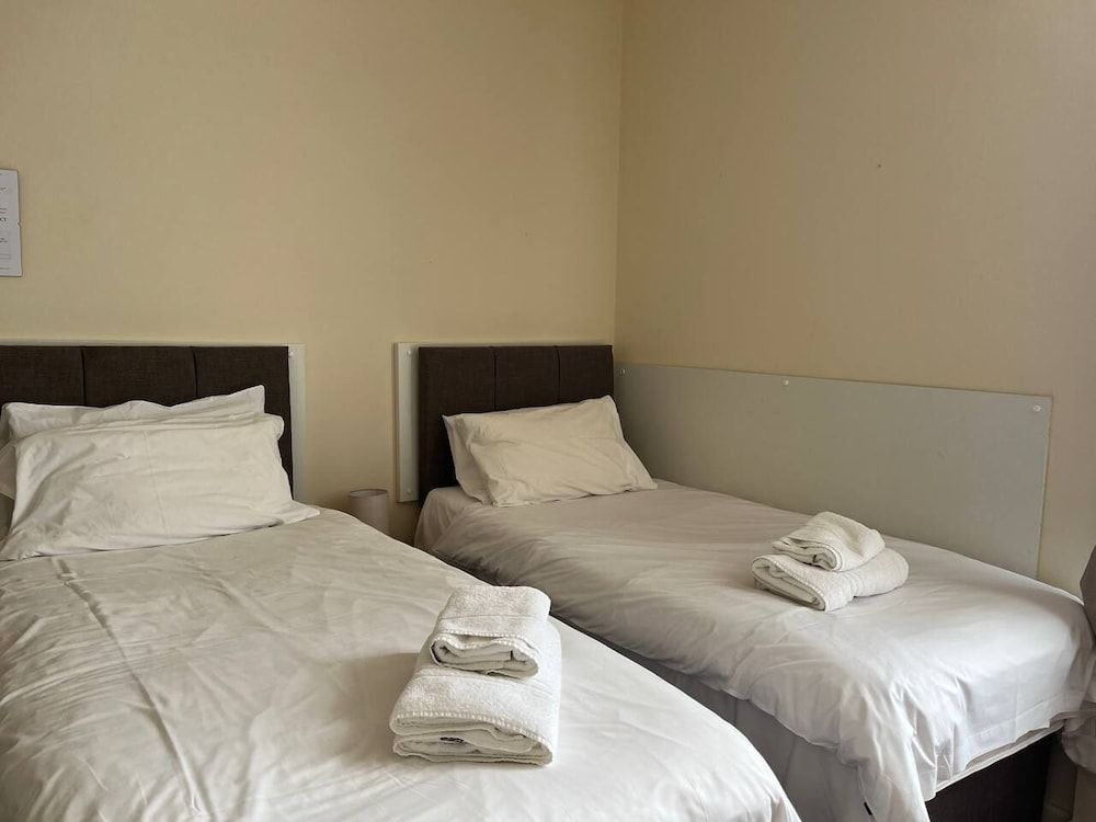 City Centre Guest House - Gloucester Park Twin Room, Ensuite