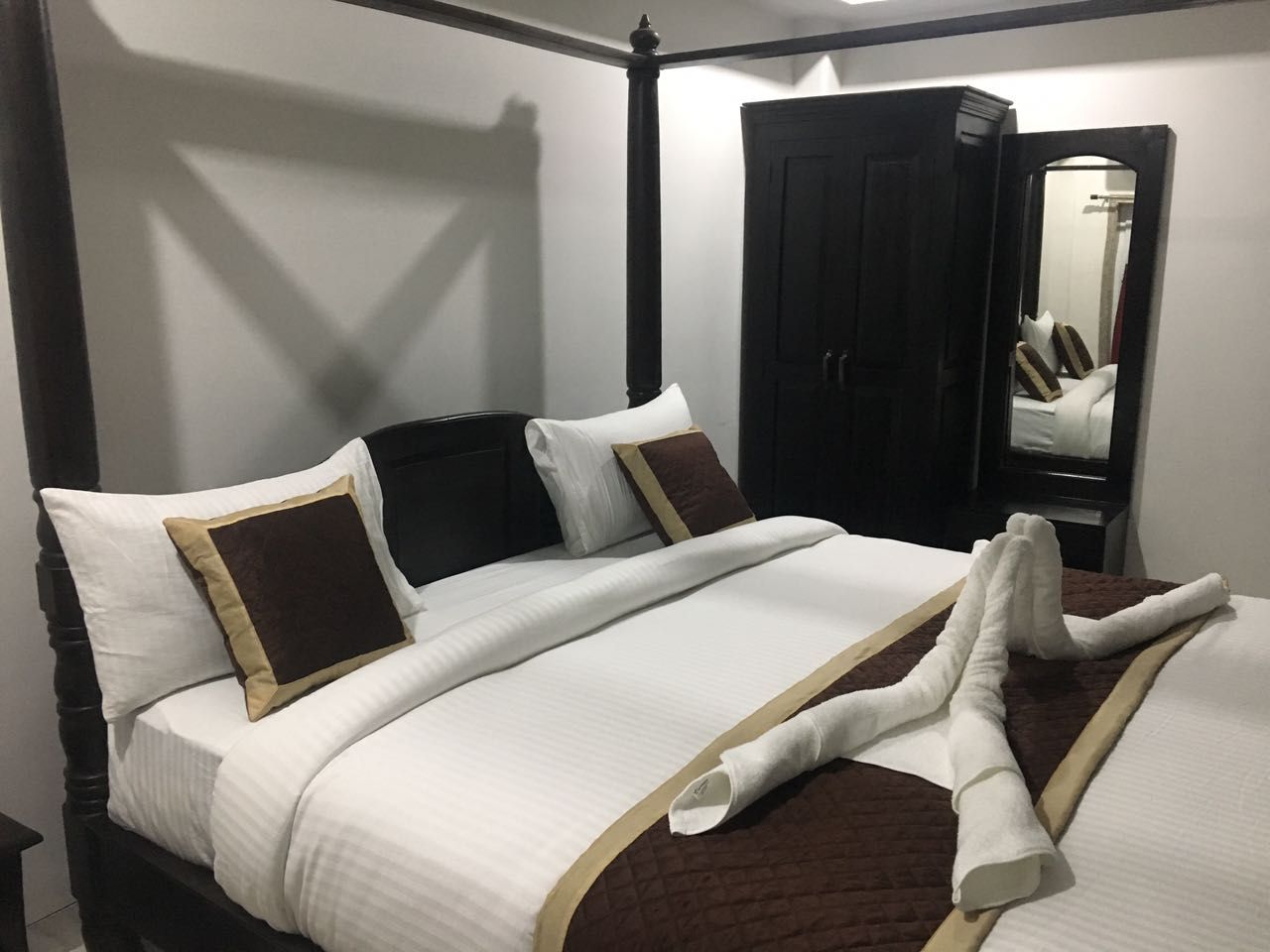 Hotel Marwar Palace Deluxe Room 6