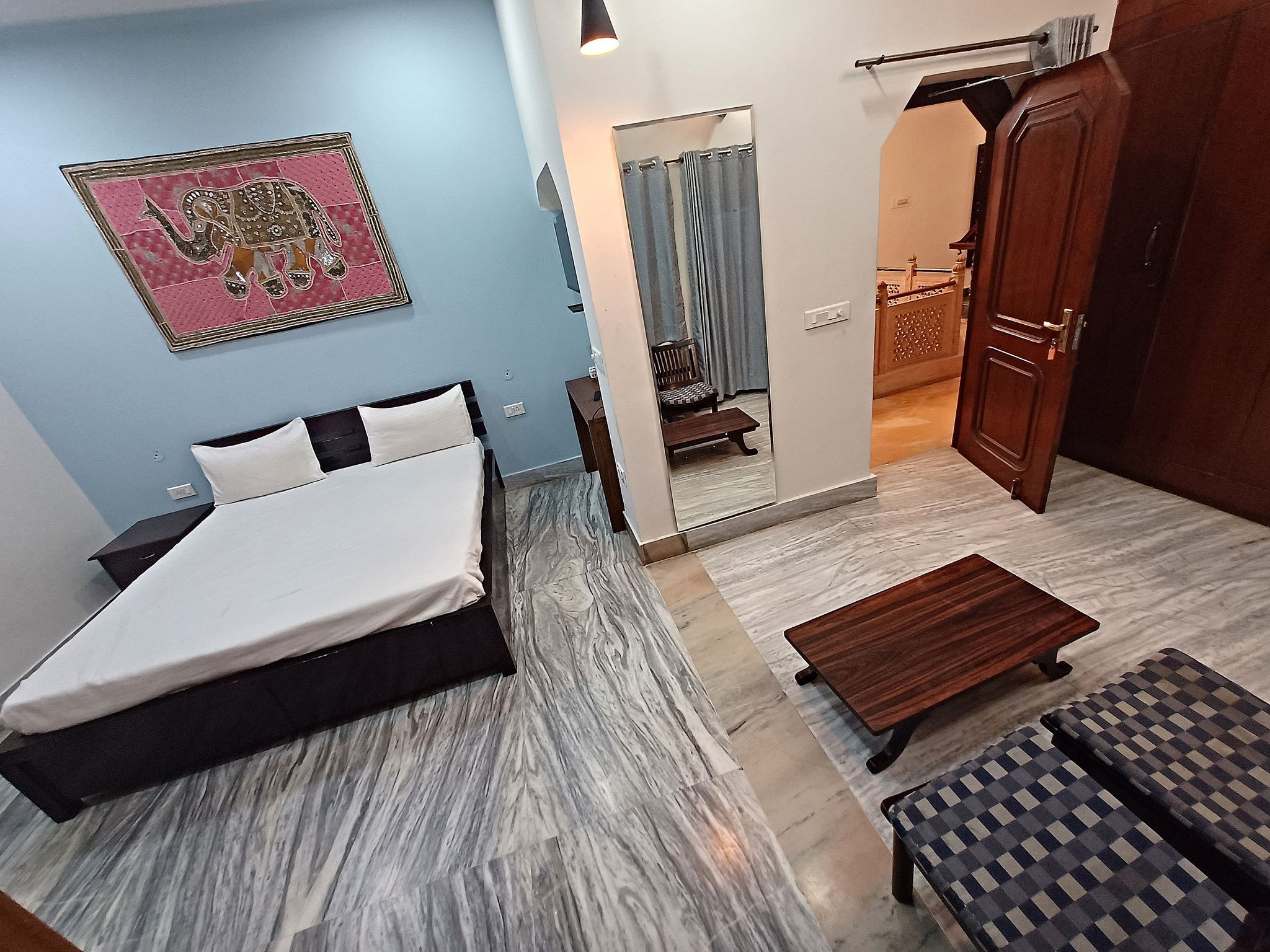 Hotel Natraj Palace Deluxe Room