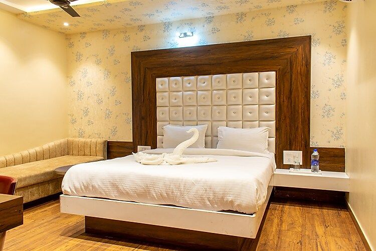 Suite Room