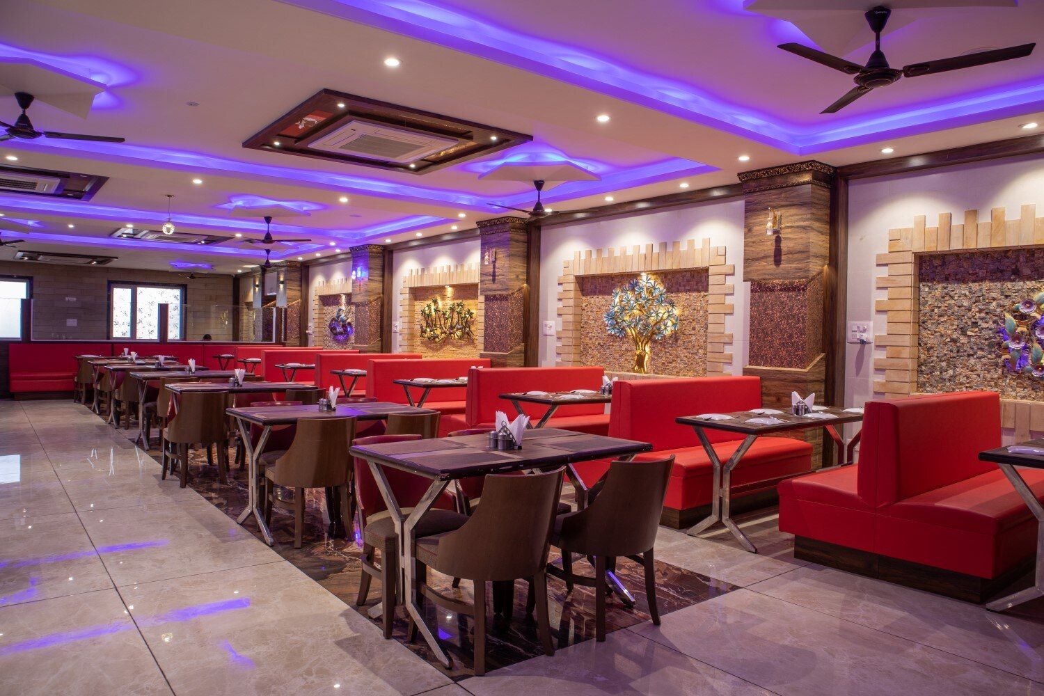 undefined Hotel President 10