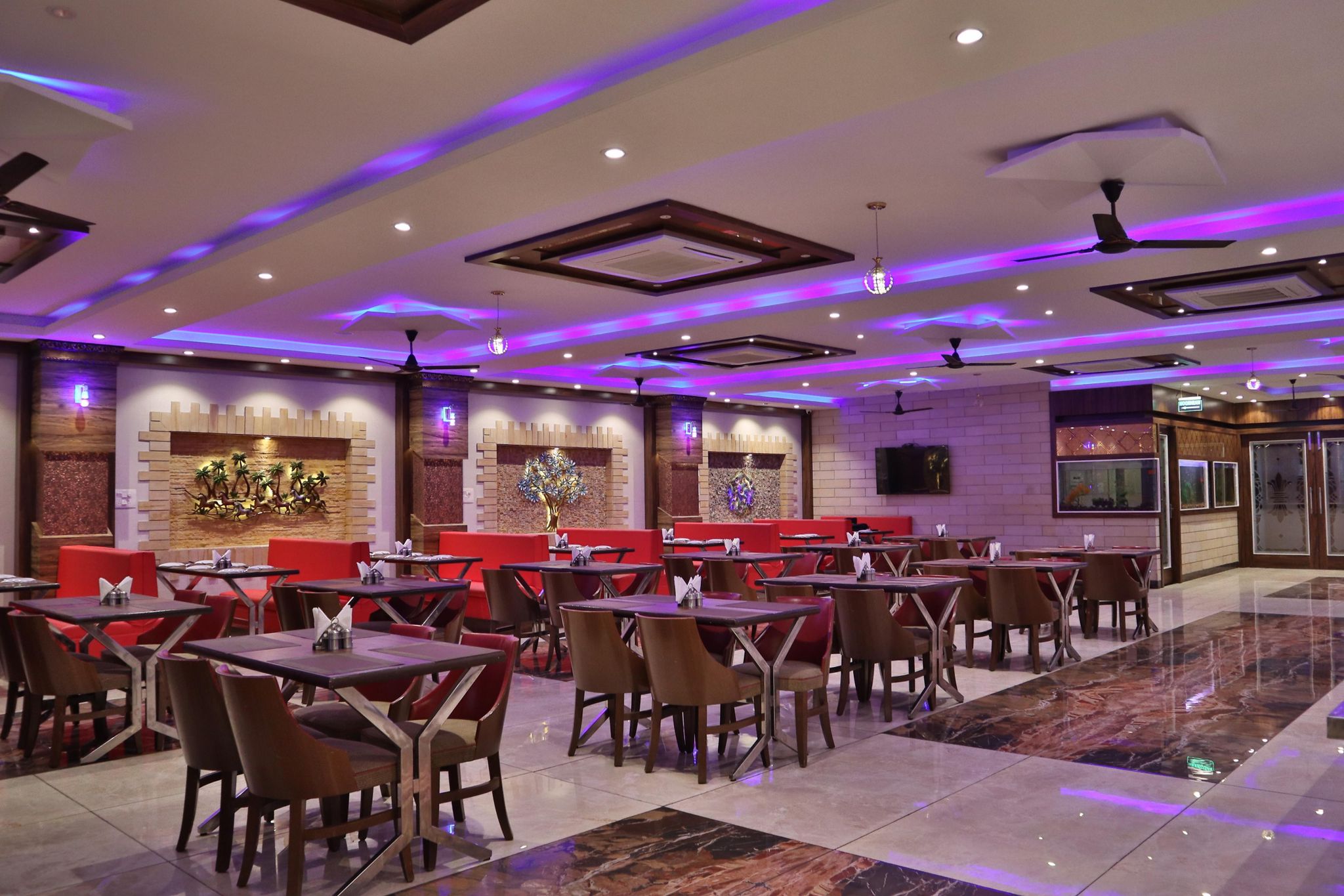 undefined Hotel President 5
