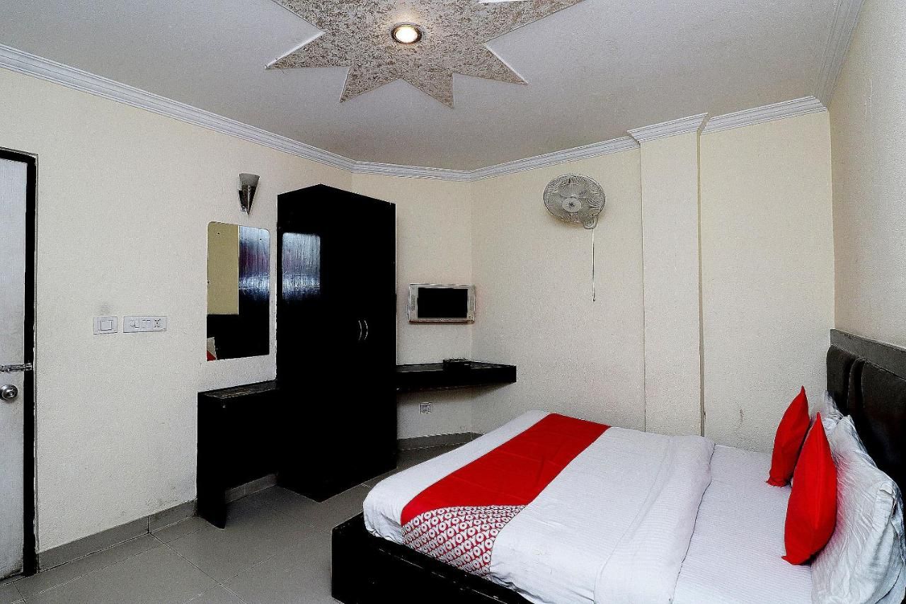 Hotel Shoba Inn Deluxe Room 2