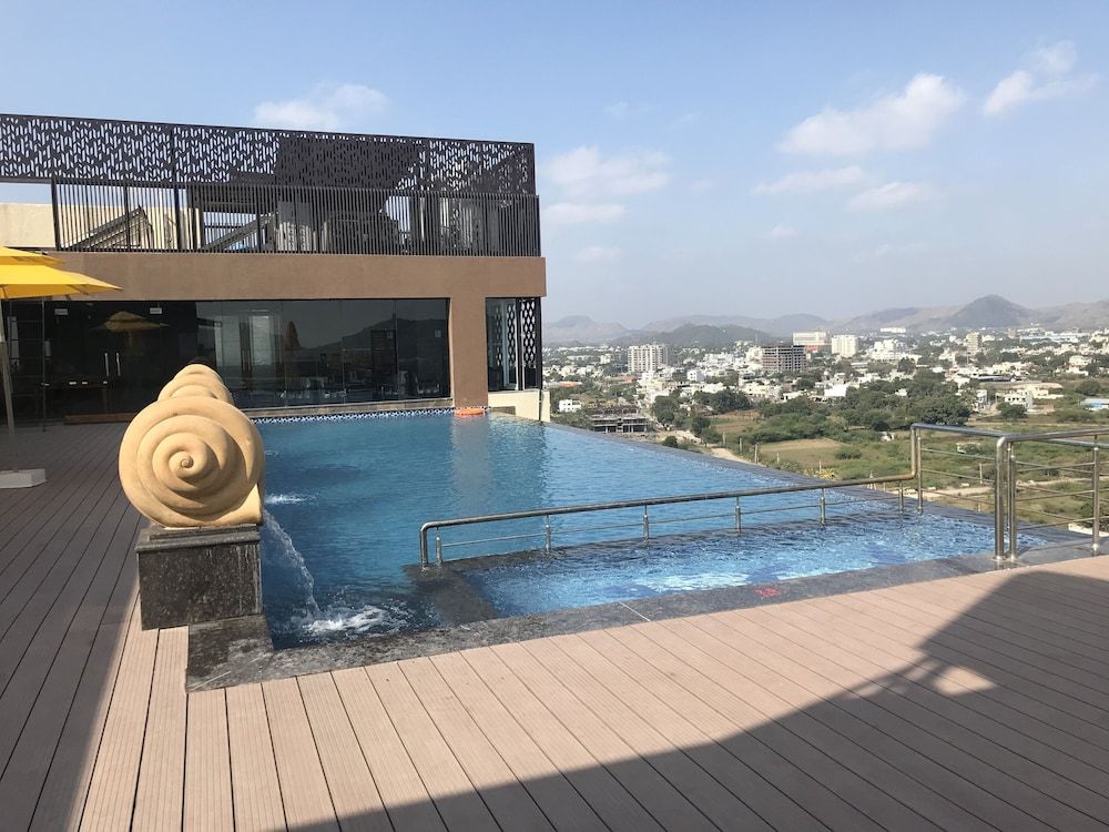 undefined Howard Johnson by Wyndham Udaipur Roop Nagar 5