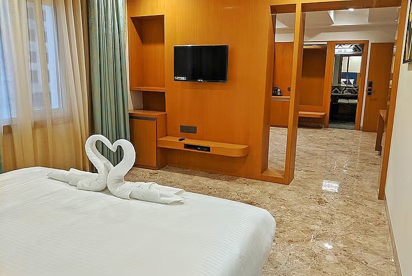undefined Howard Johnson by Wyndham Udaipur Roop Nagar 10