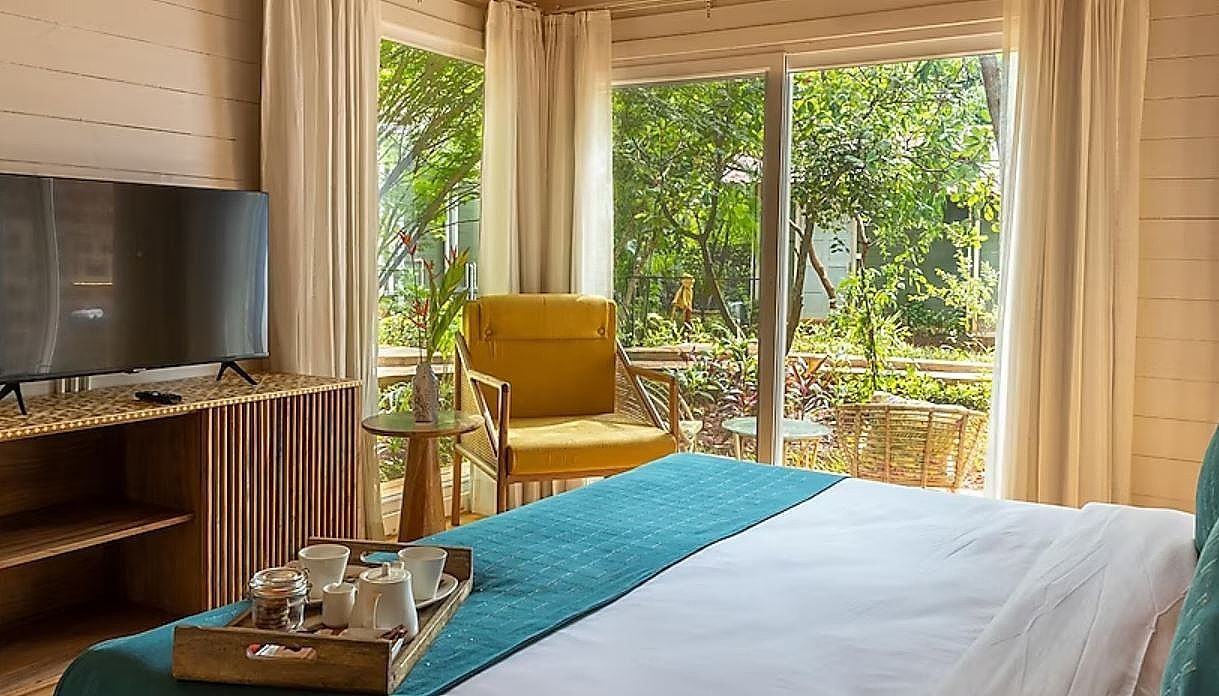 LaRiSa Resort and Spa Ashwem Luxury Cottage 5