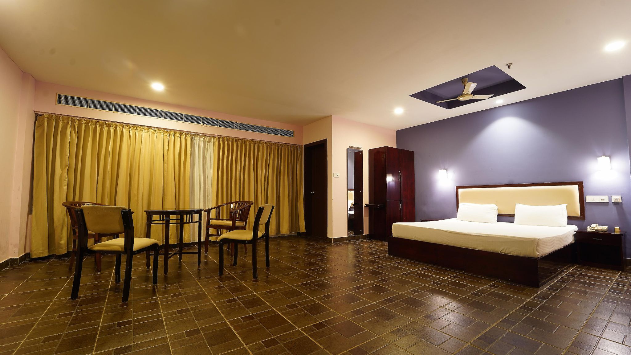 Misty Gate Budget Room 2