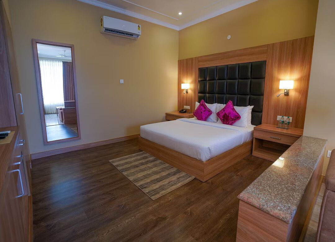 Courtyard suite