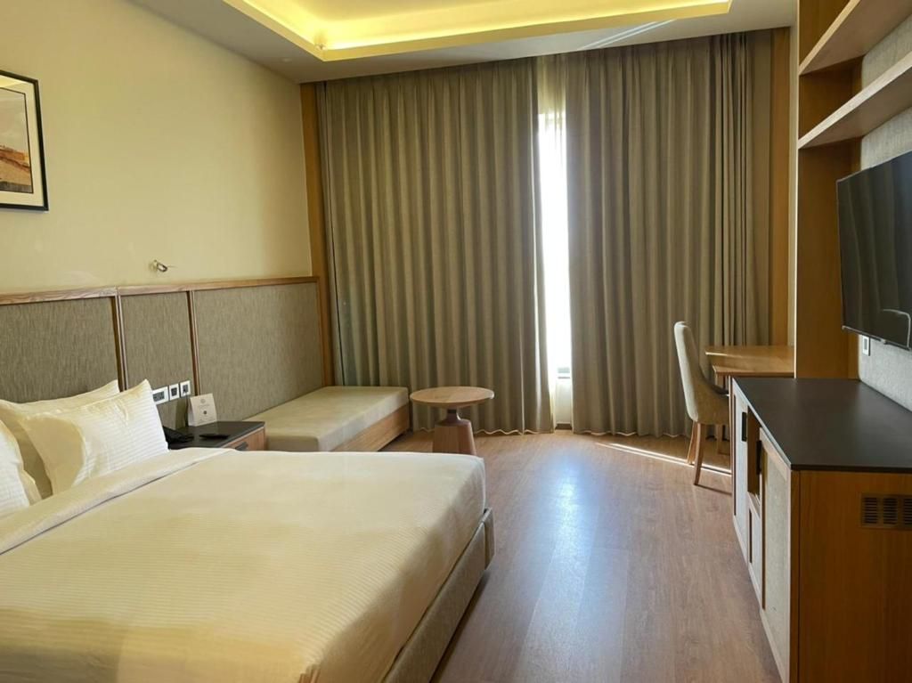 Pushkara Resort and Spa Evoke Room 3