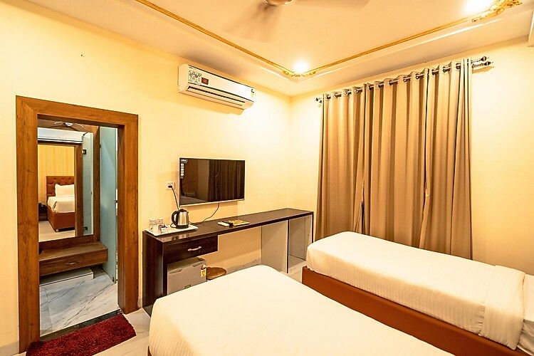 Rajwada Resort Royal Deluxe Room 12