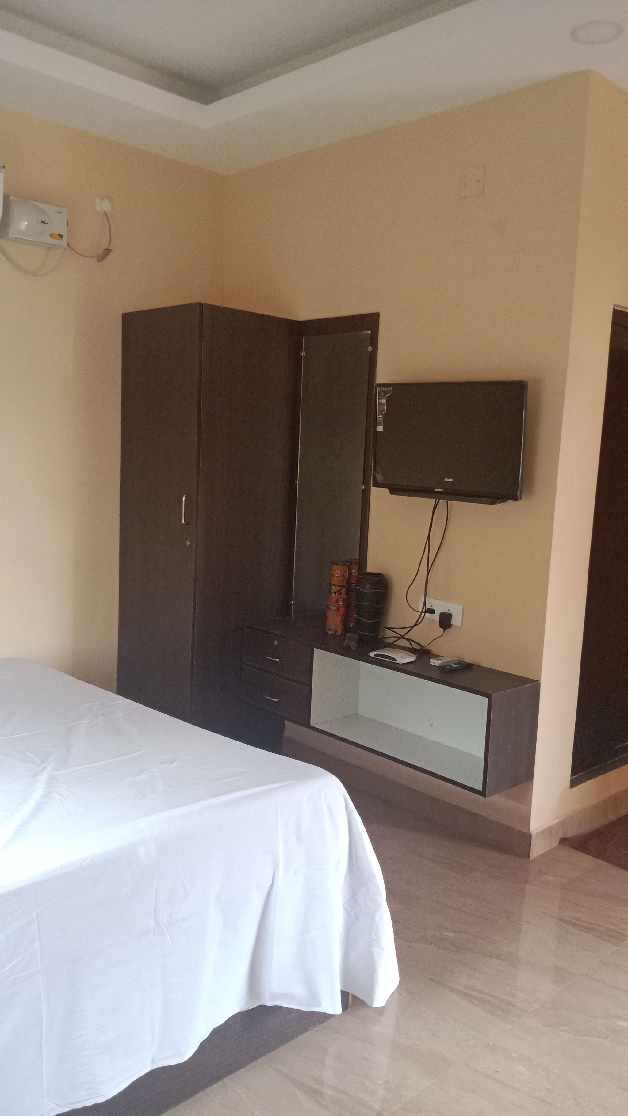 Sivashankaran homes Deluxe room 1 4