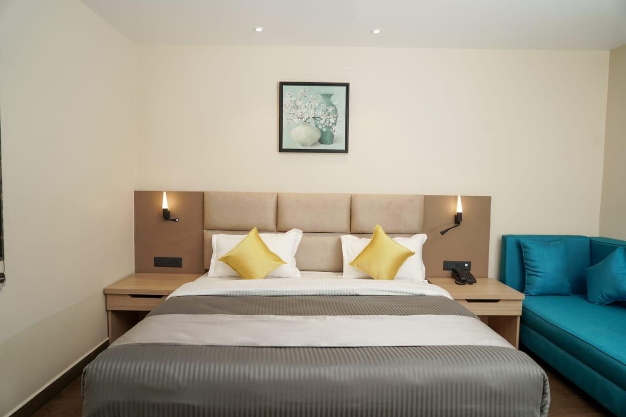 Deluxe Room Heated Room