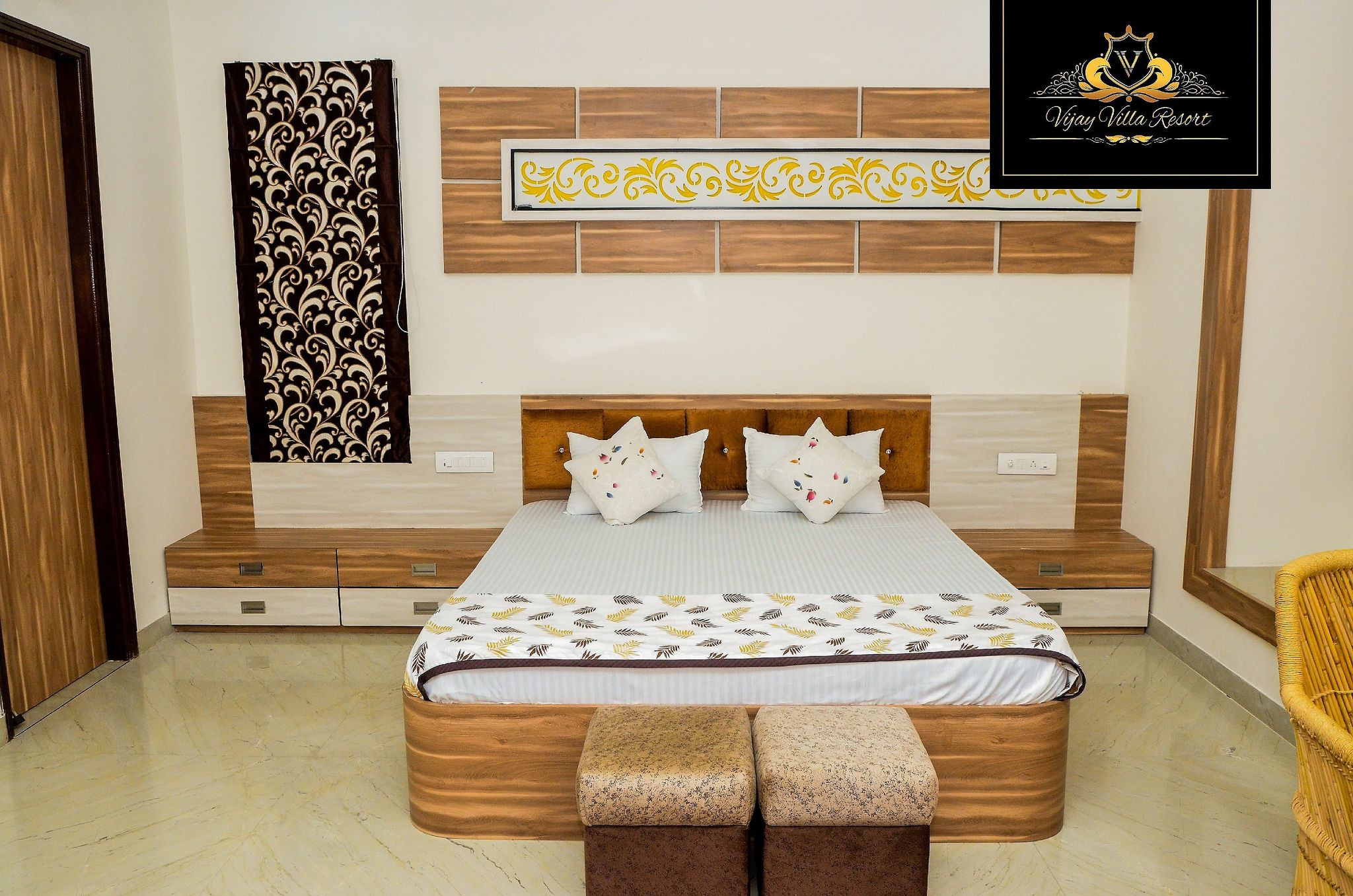 Vijay Villa Resort Deluxe Room 3