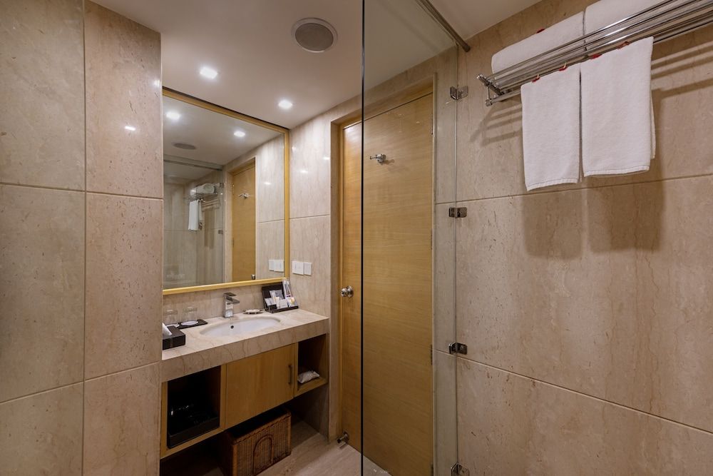 Zone Connect Saket Delhi Connect Room 49
