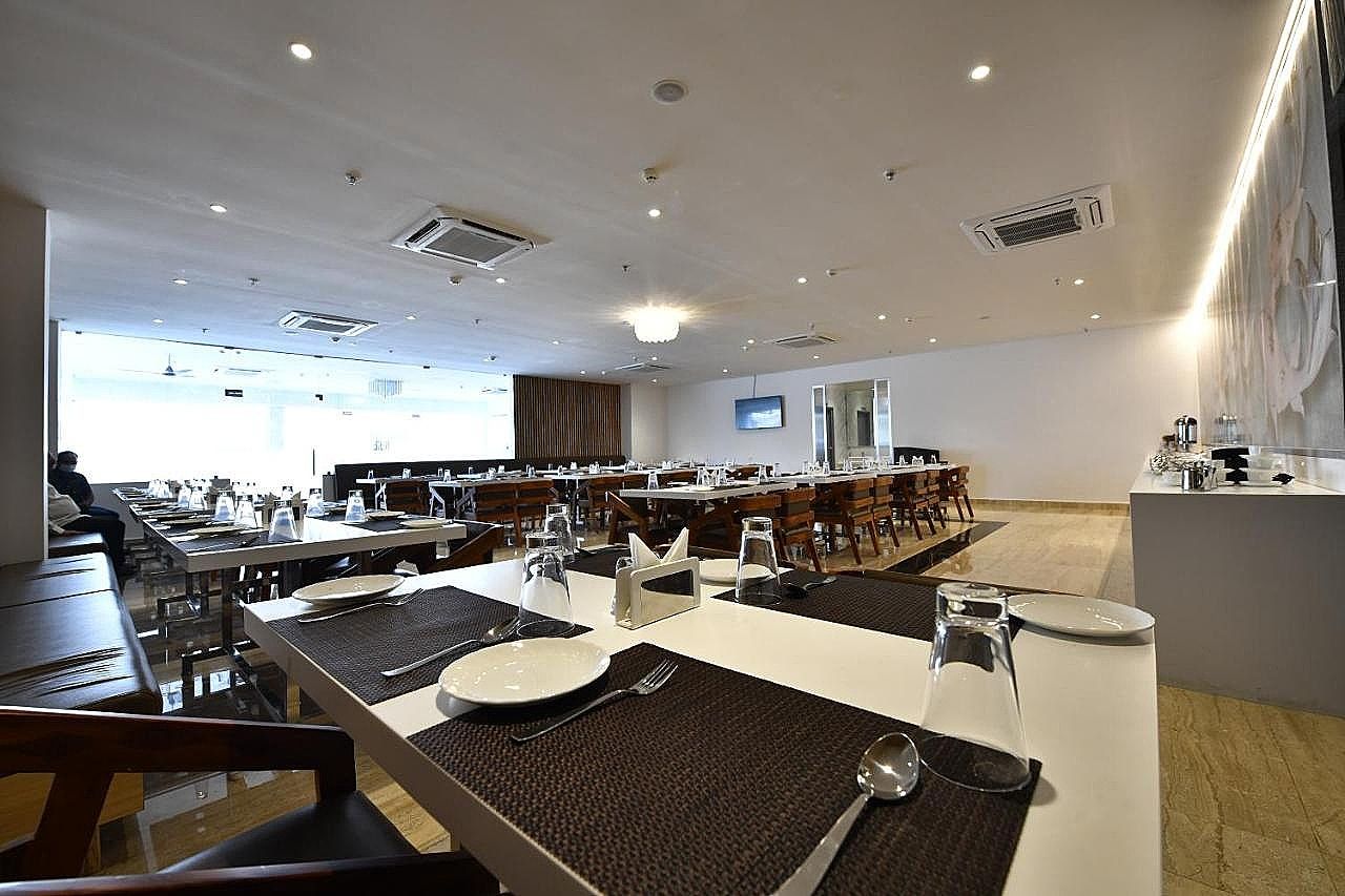 Food & Dining
