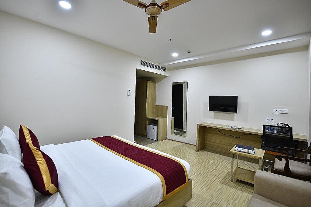 Park Niveda - Vijayawada Deluxe Room
